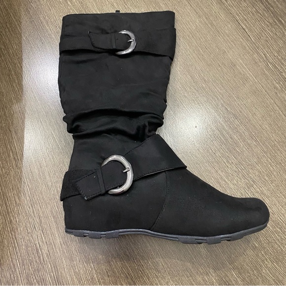 Journee Collection Black Jester Faux Suede Leather Boots 10 - Picture 5 of 10